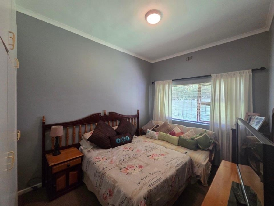 4 Bedroom Property for Sale in Rouxville Western Cape